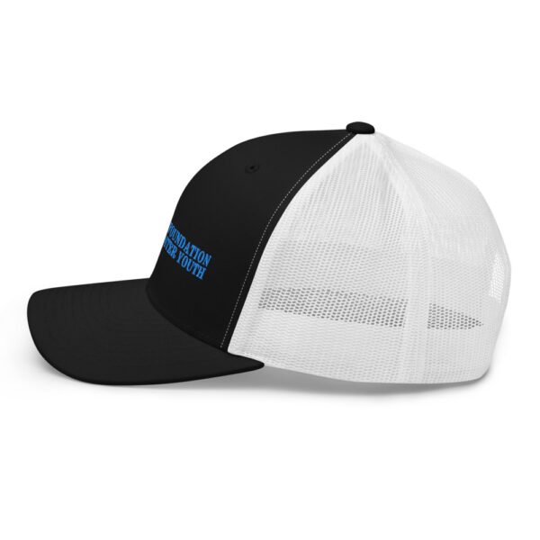 retro-trucker-hat-black-white-left-628790c5425dc.jpg